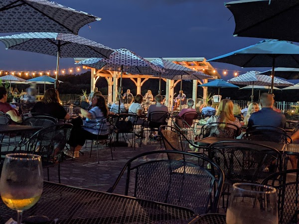 Fox Hollow Vineyards 3