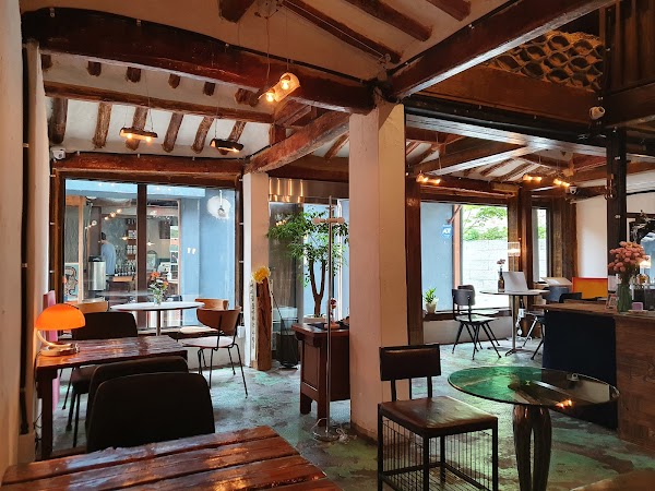 Teumari Cafe