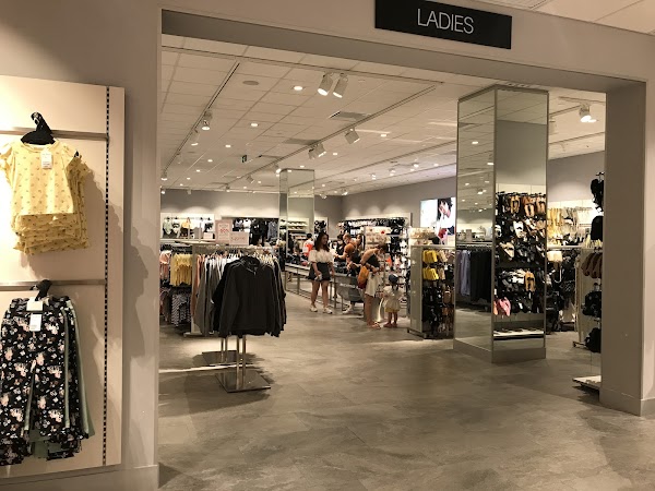 H&M