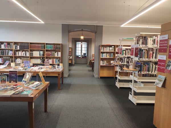 Library Choiseul 3
