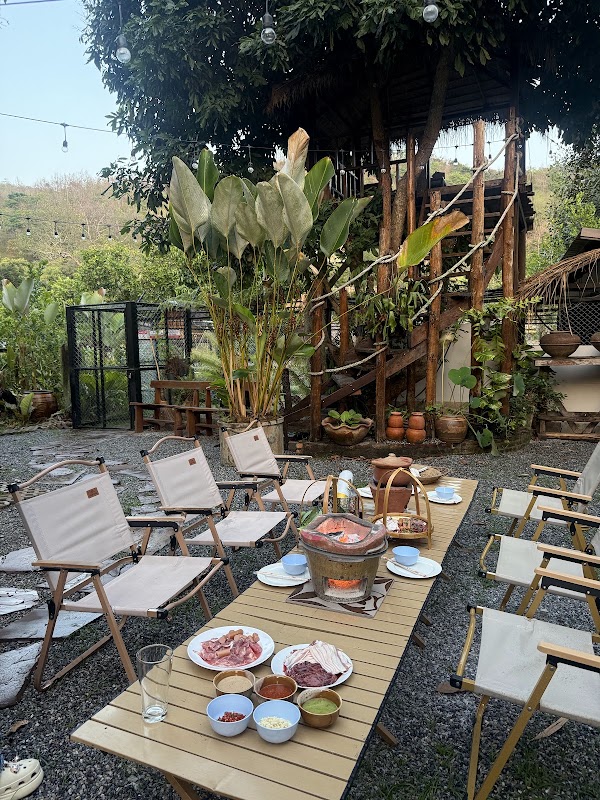 Lion cafe resort 1