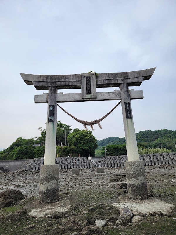 Einoo Tsurugi Shrine 5