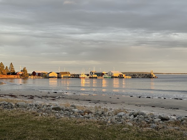 Hunts Point Beach Cottages 3