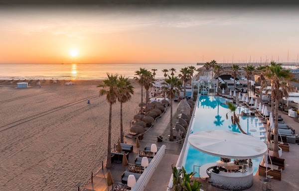 Marina Beach Club 5