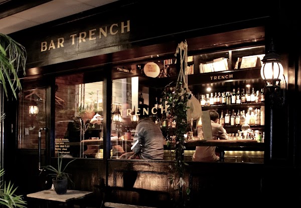 Bar TRENCH 1