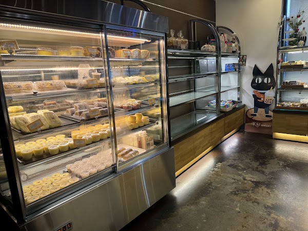 Kiki Bakery 2