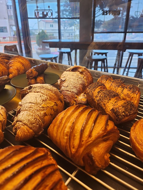 70 Bakery Cafe 5