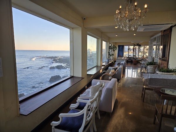 Cafe Whiterock 2