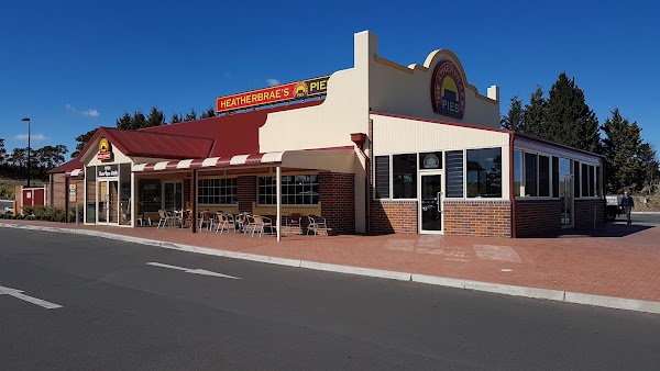 Heatherbrae's Pies, Sutton Forest 1