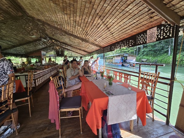 Loboc River Floating Restaurant 1