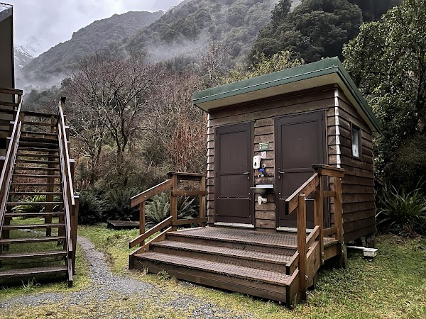 Welcome Flat Hut 1