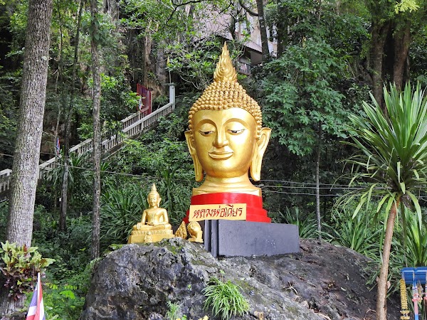 Wat Tham Pha Pu 5