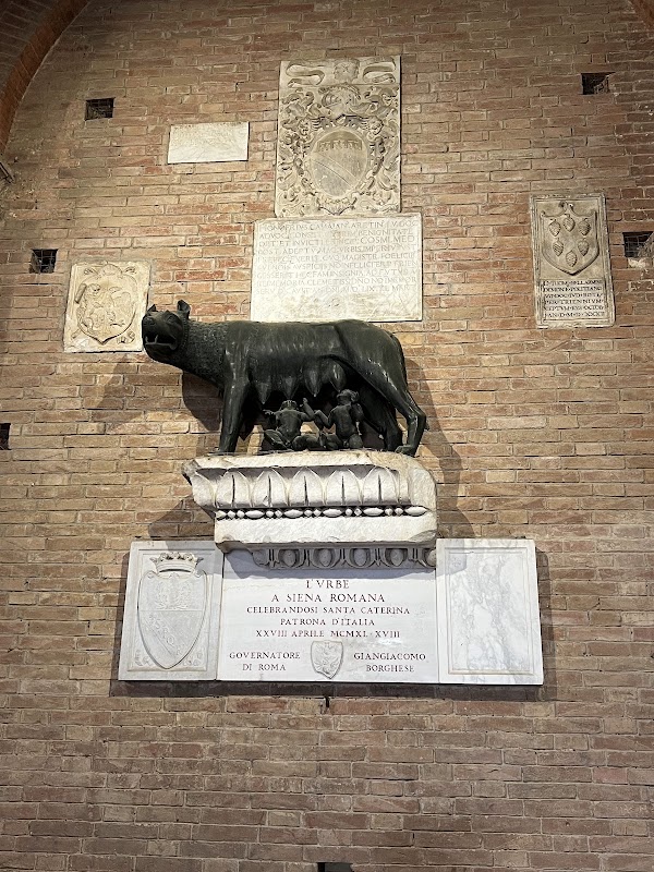 Palazzo Pubblico 4