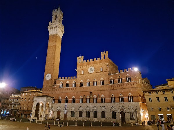 Palazzo Pubblico 2