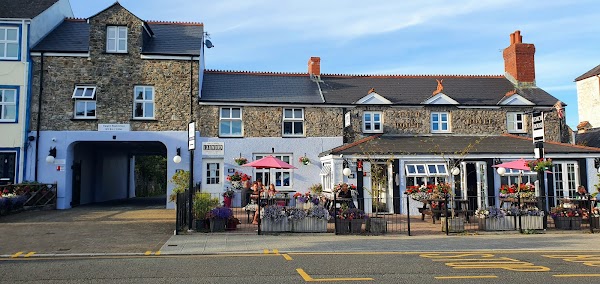 Pembroke 4