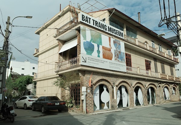 Bát Tràng Museum by National Artist Vũ Thắng