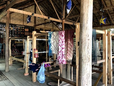 Ock Pop Tok Living Craft Centre