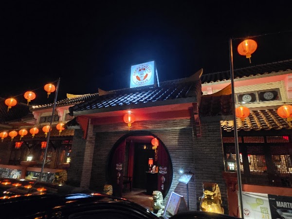 Happy Chappy Restaurant 2