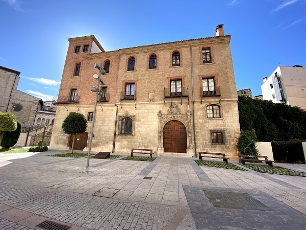Archivo Municipal Palacio de Castilfalé 1