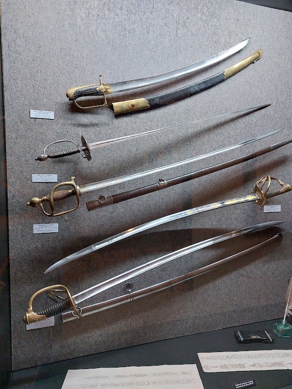 House of the White Weapons Factory