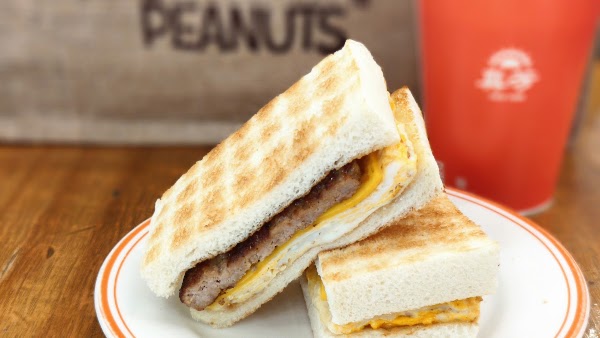 Zhen Fang Breakfast Sandwiches 3