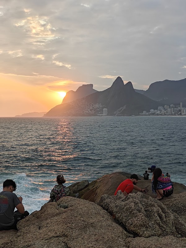 Pedra do Arpoador 2
