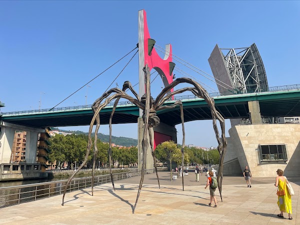 "Maman" de Louise Bourgeois 2