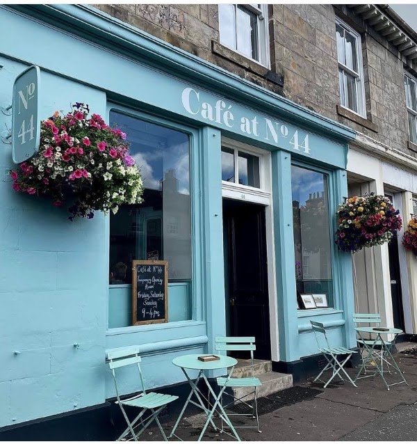 Cafe at No 44