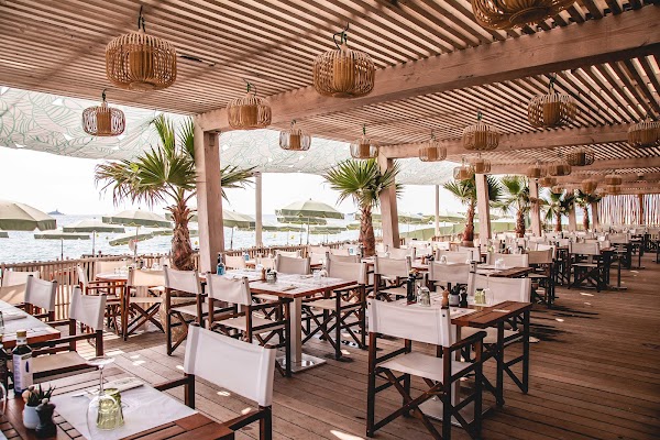 Tiki Club