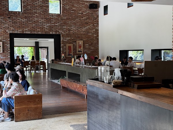 Dubhe Cafe 2