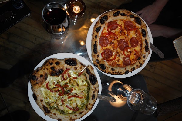Cibo Wine Bar King West 4