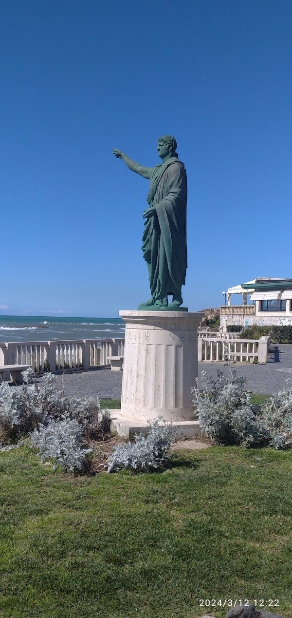 Anzio beach 3
