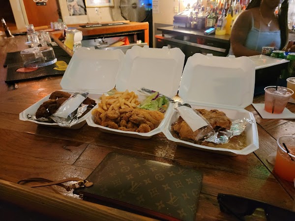 Bertha's Place Bar & Restaurant 5