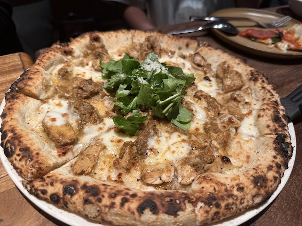 Pizza 4P's Ben Thanh 3