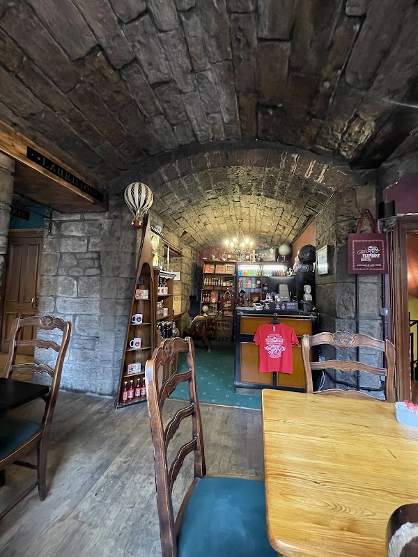 Edinburgh 28
