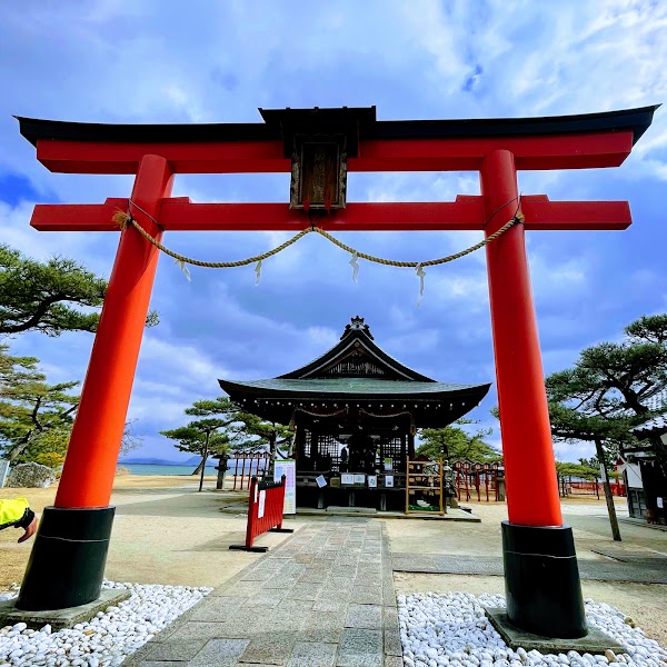 Karasaki Jinja