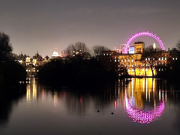 St James's Park - The Blue Bridge 4