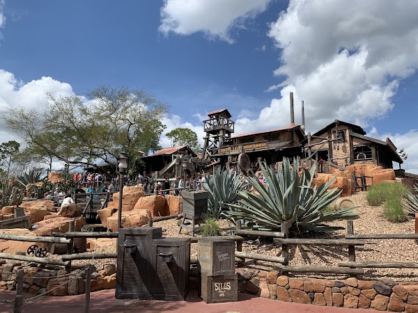 Big Thunder Mountain Railroad 2