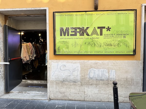 Merkat roma