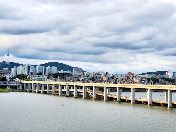 Banpo Hangang Park. Sebitseom