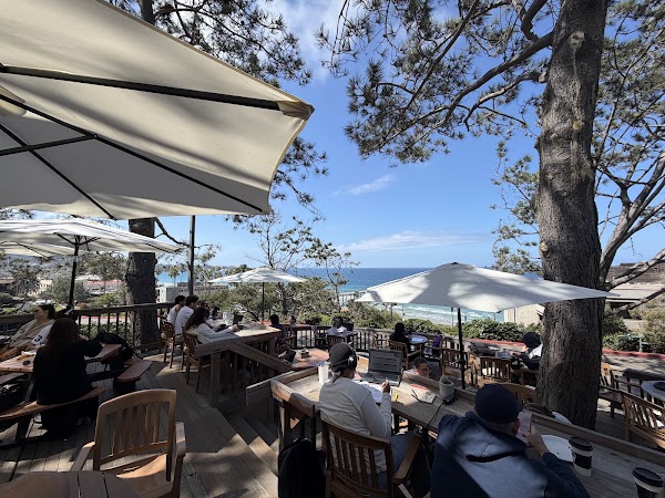 Pinpoint Cafe - By the Sea
