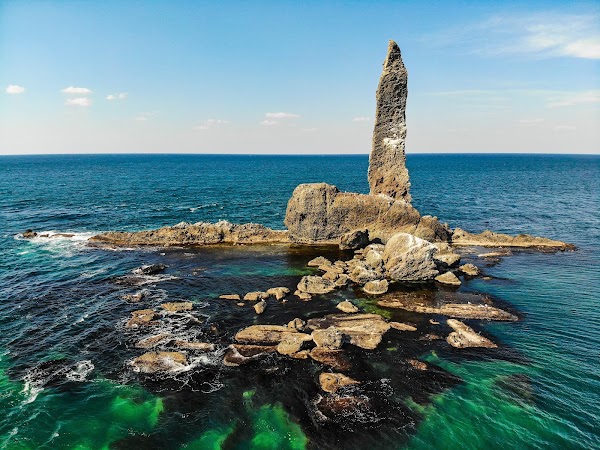 Candle Rock 4