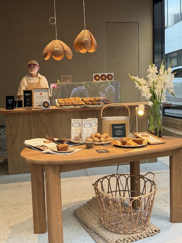 MEITAWANG® Egg Tart Myeongdong | 메이타왕 에그타르트 명동 4
