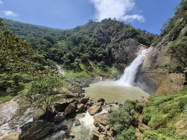 Dunhinda Falls View Point