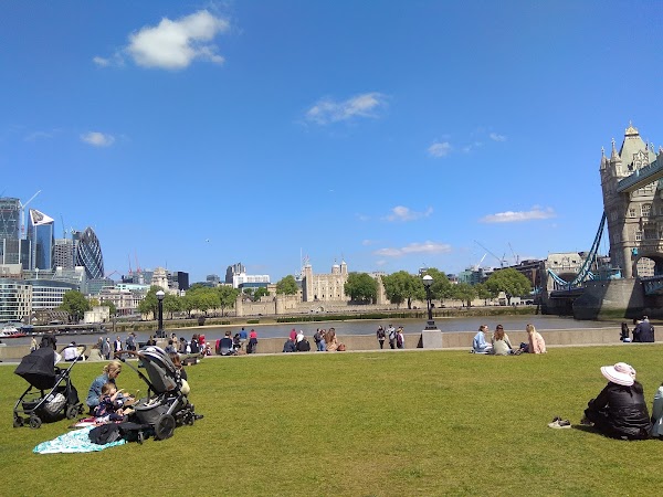 Potters Fields Park 3