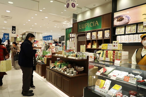 LUPICIA Daimaru Tokyo Branch