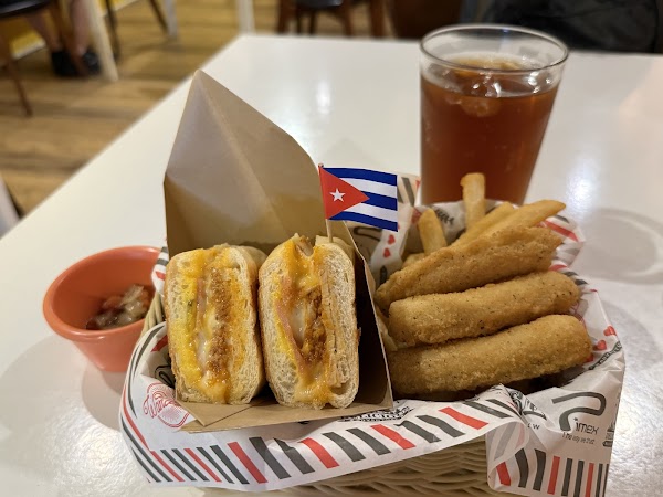 Este día 這一天異國廚房 古巴三明治（台北總店） 3