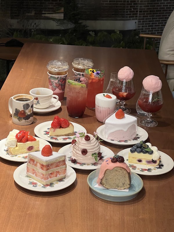 Berry Berry Very Much - Homemade Cakes 3