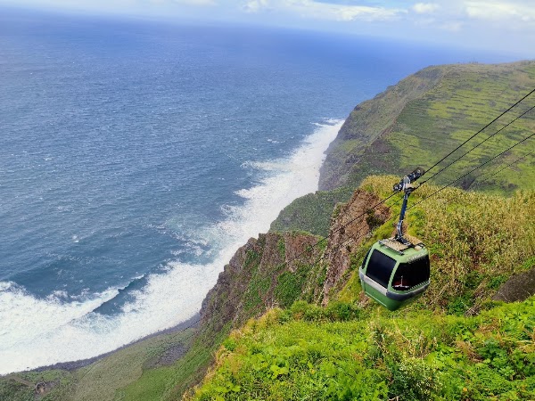 Teleférico das Achadas da Cruz