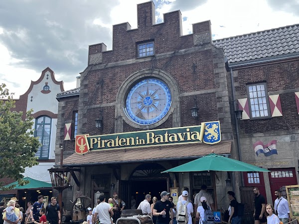 Pirates in Batavia 3